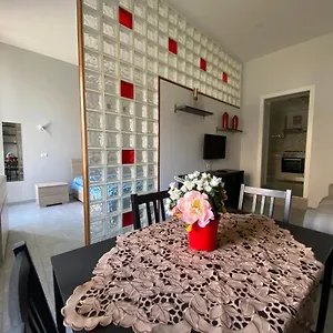 https://bb-eccehomo28.hotels-amalfi.com